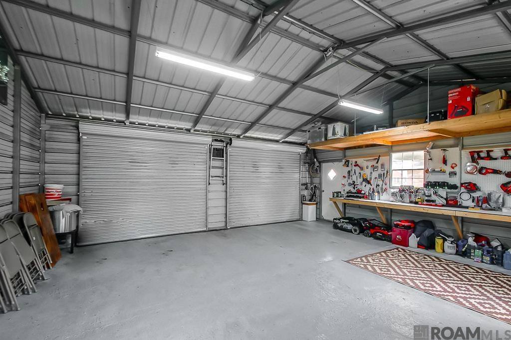 38204 Zilda St, Gonzales, LA 70737