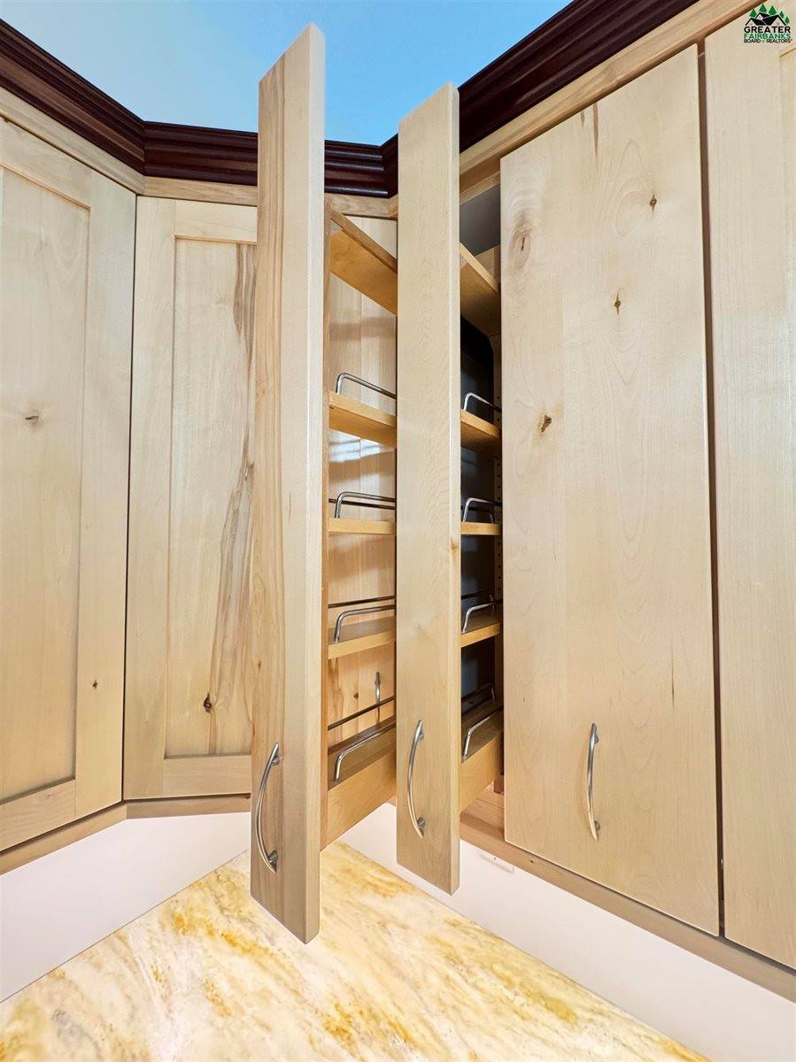 900 Ridgepointe Drive, Fairbanks, AK 99709