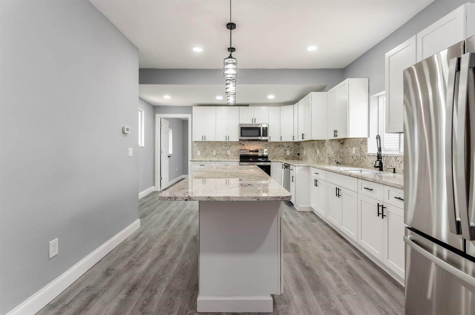 644 Stanley Avenue, Columbus, OH 43206