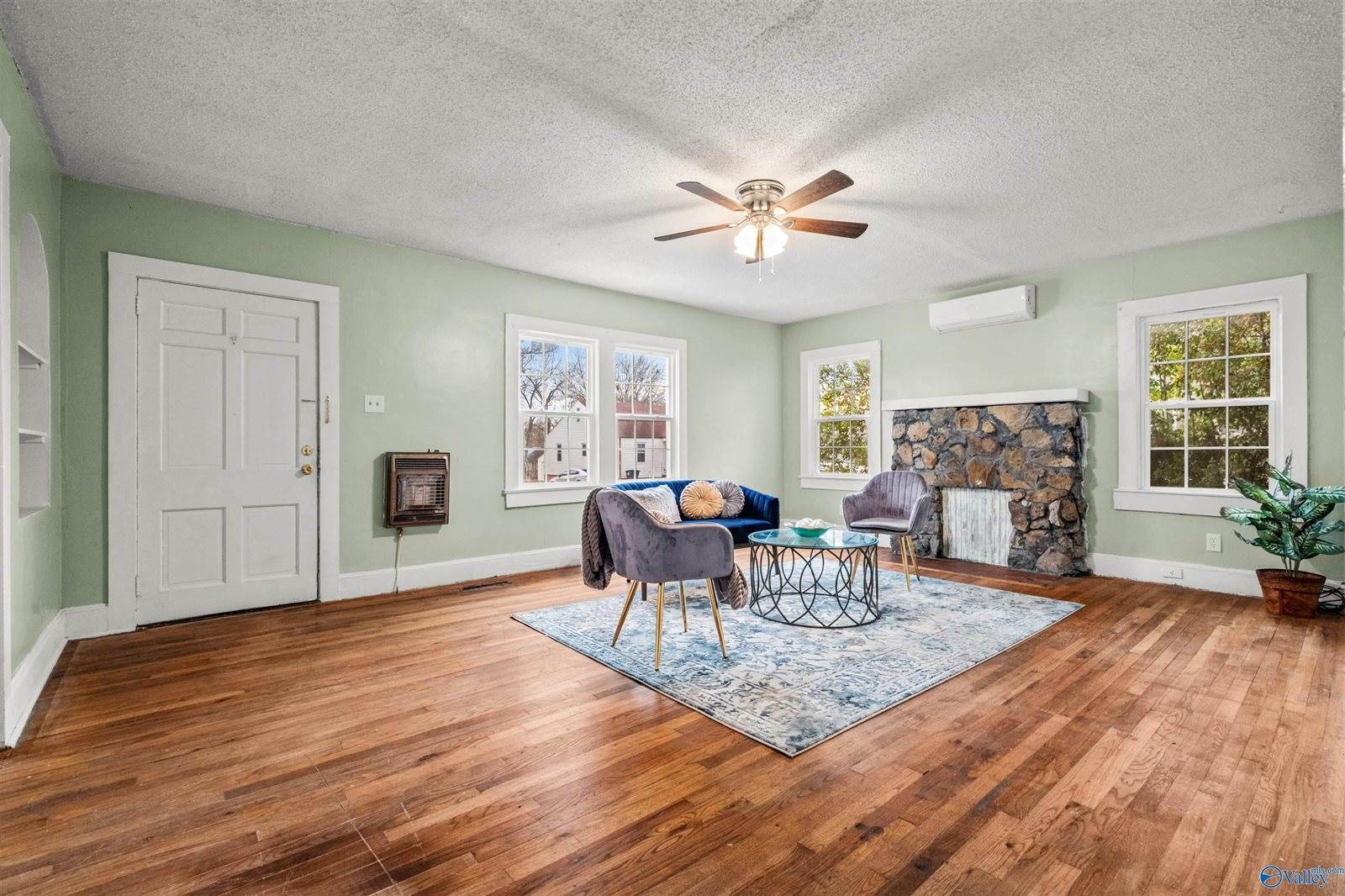 922 Windsor Street, Gadsden, AL 35903