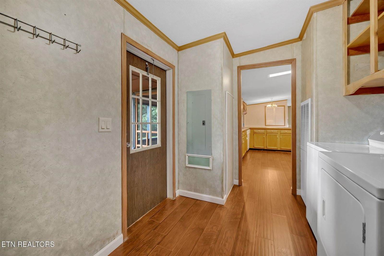 2132 Clinch Valley Rd, Thorn Hill, TN 37881