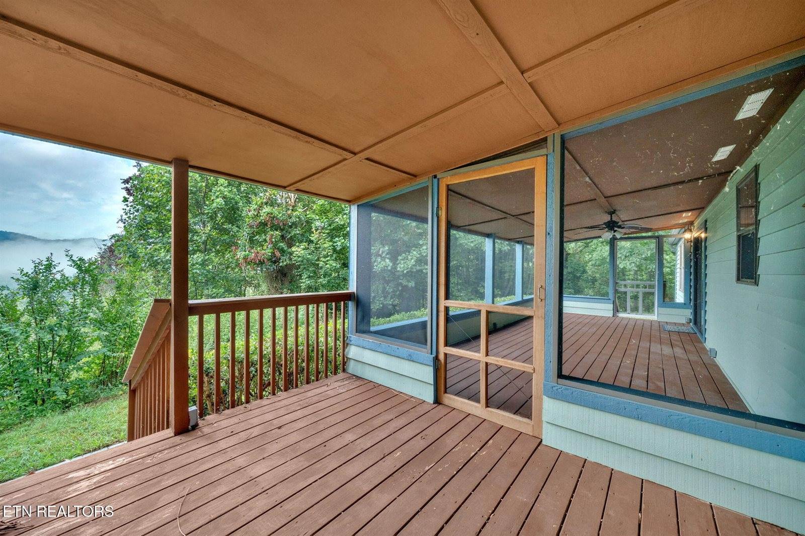 2132 Clinch Valley Rd, Thorn Hill, TN 37881