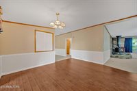 2132 Clinch Valley Rd, Thorn Hill, TN 37881