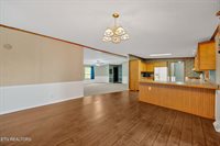 2132 Clinch Valley Rd, Thorn Hill, TN 37881