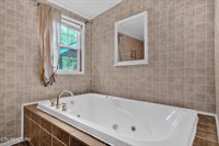 2132 Clinch Valley Rd, Thorn Hill, TN 37881