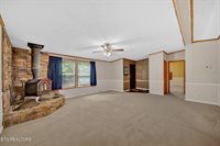 2132 Clinch Valley Rd, Thorn Hill, TN 37881