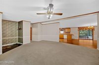 2132 Clinch Valley Rd, Thorn Hill, TN 37881