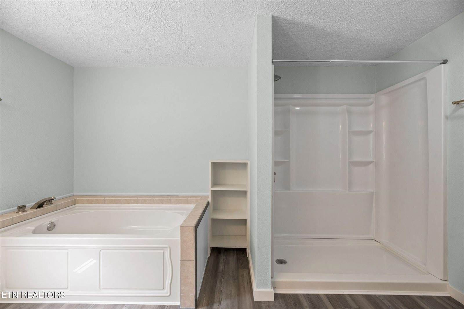 370 New Clear Branch Rd, Rocky Top, TN 37769