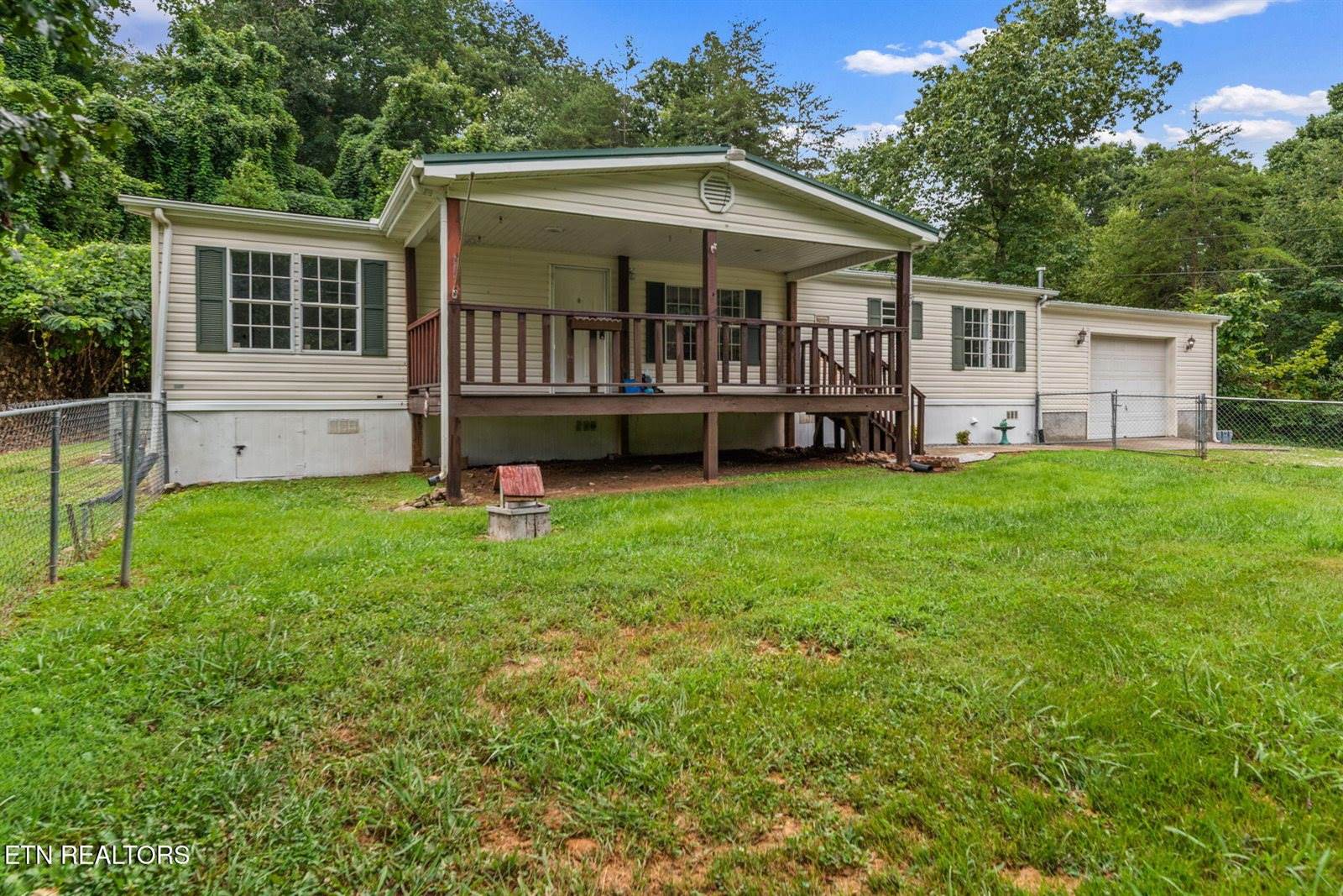 370 New Clear Branch Rd, Rocky Top, TN 37769