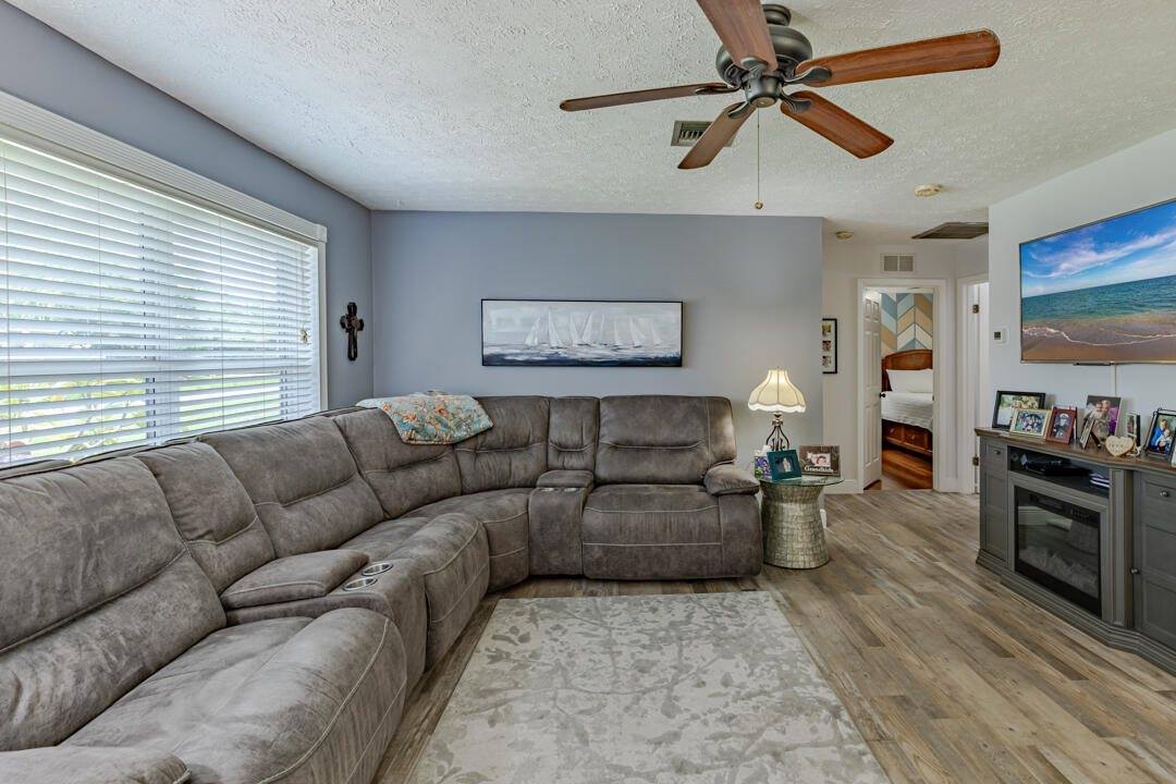 3048 SE Orchid Street, Stuart, FL 34997