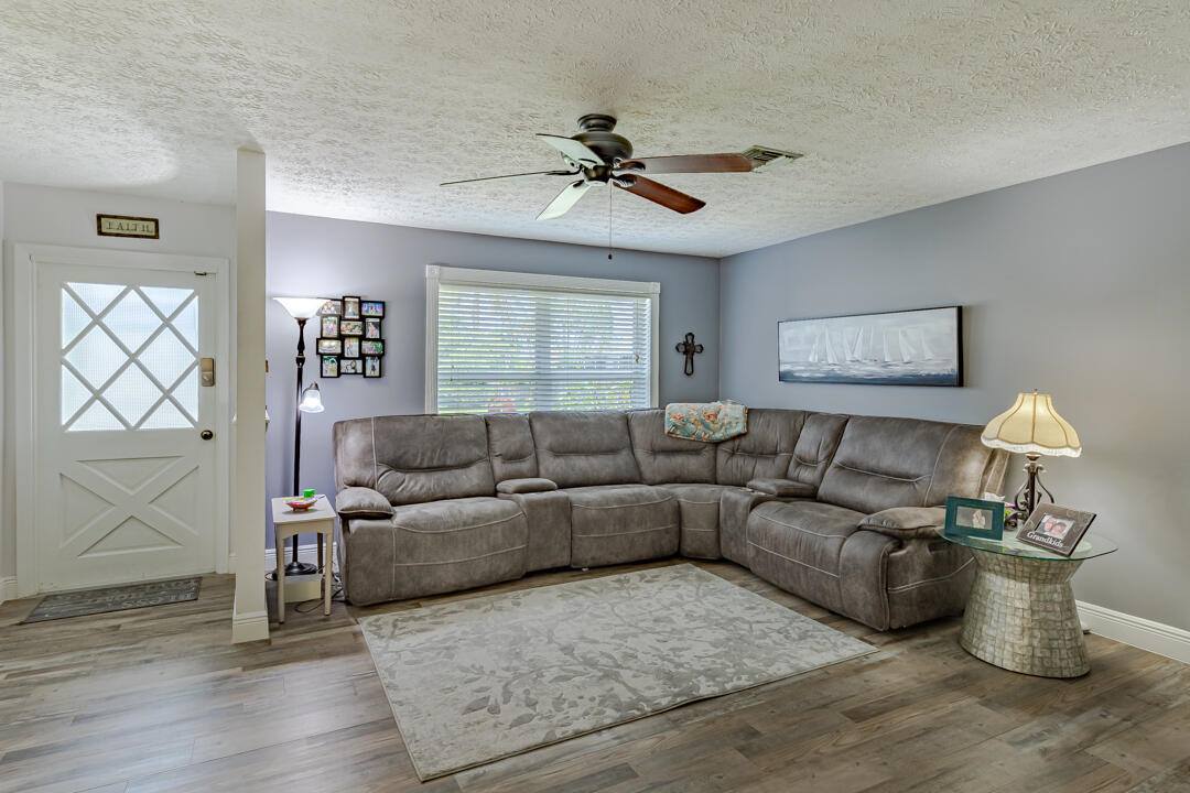 3048 SE Orchid Street, Stuart, FL 34997