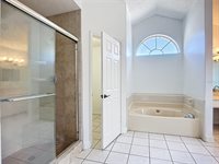 1005 Cameo Crest Lane, Valrico, FL 33596