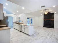 1005 Cameo Crest Lane, Valrico, FL 33596