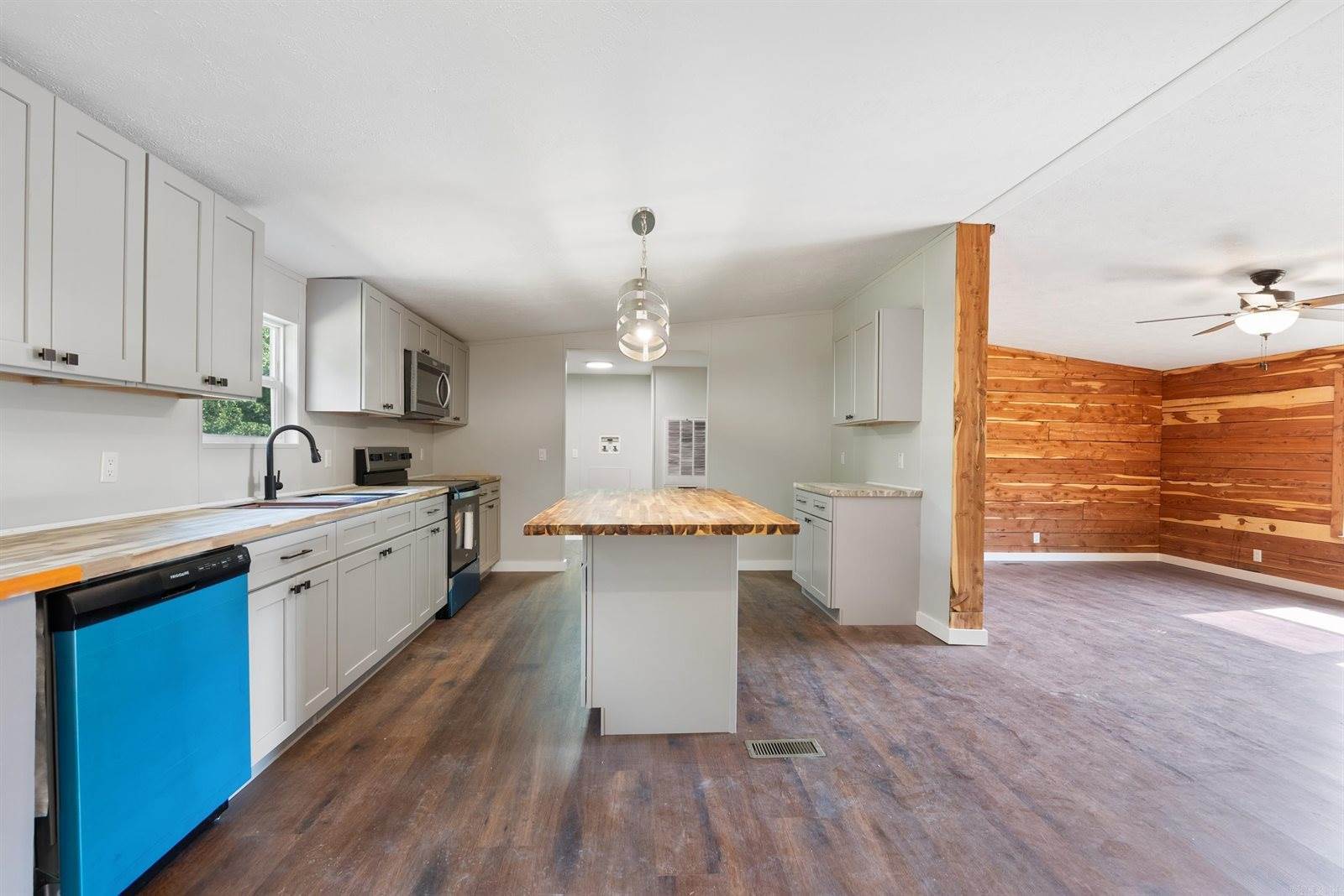 11 S Beryl Road, Jacksonville, AR 72076