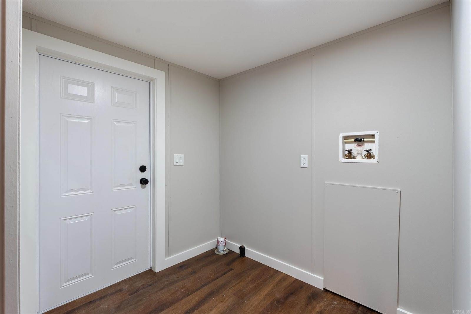 11 S Beryl Road, Jacksonville, AR 72076