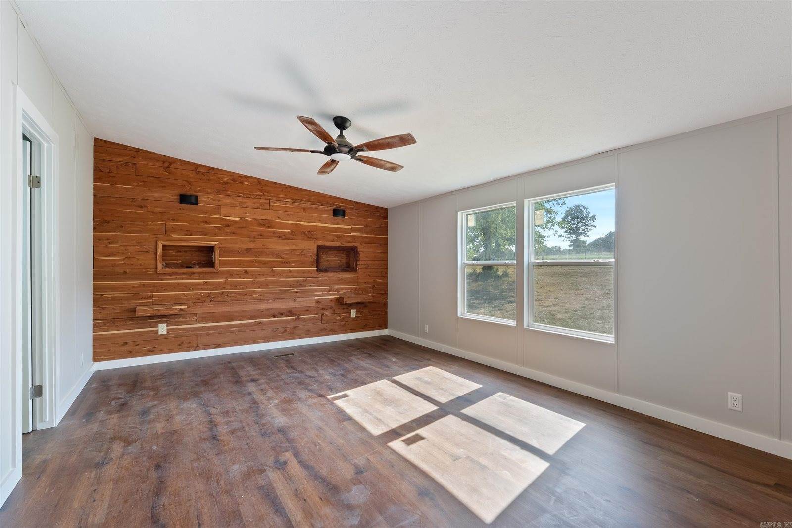 11 S Beryl Road, Jacksonville, AR 72076