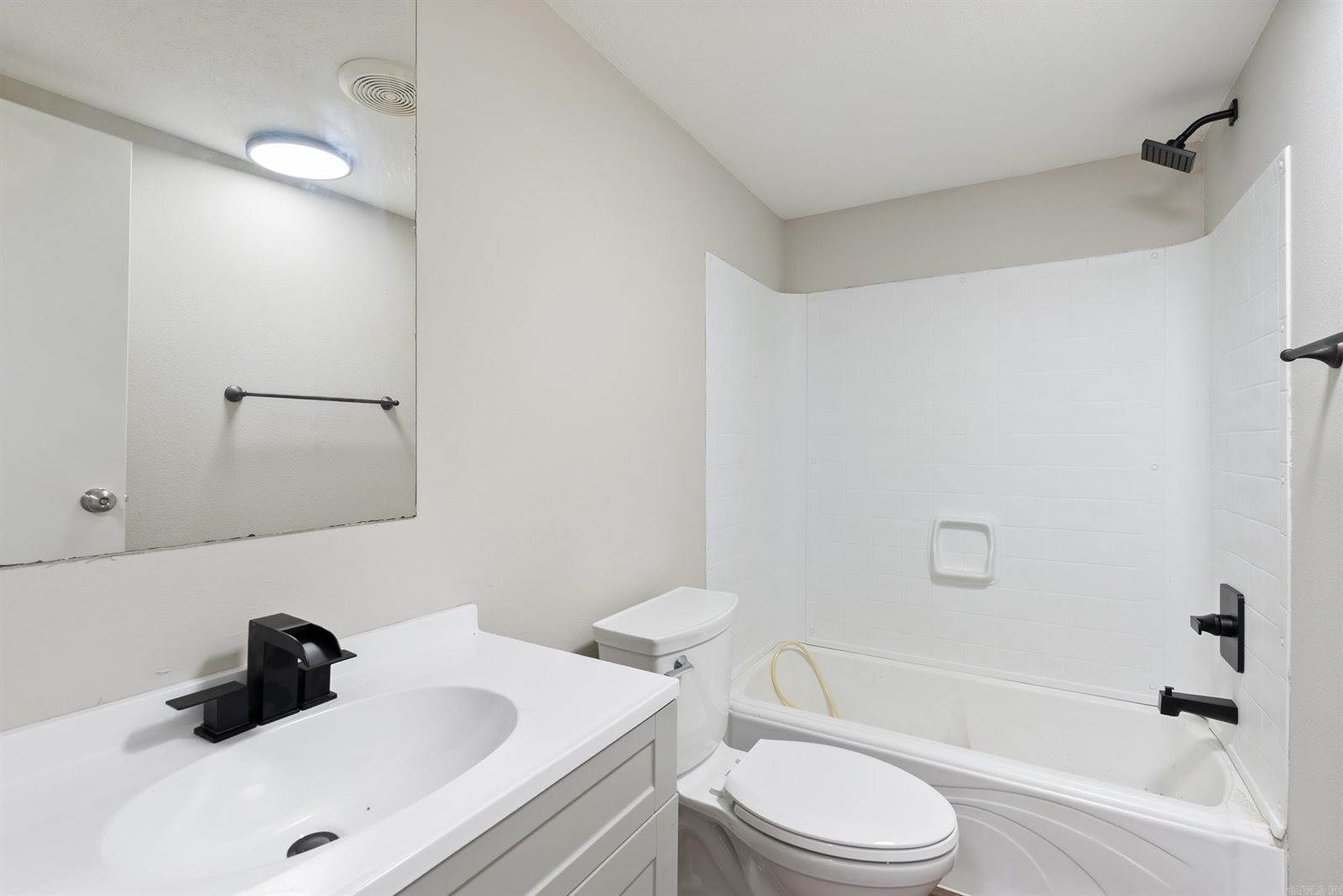 11 S Beryl Road, Jacksonville, AR 72076