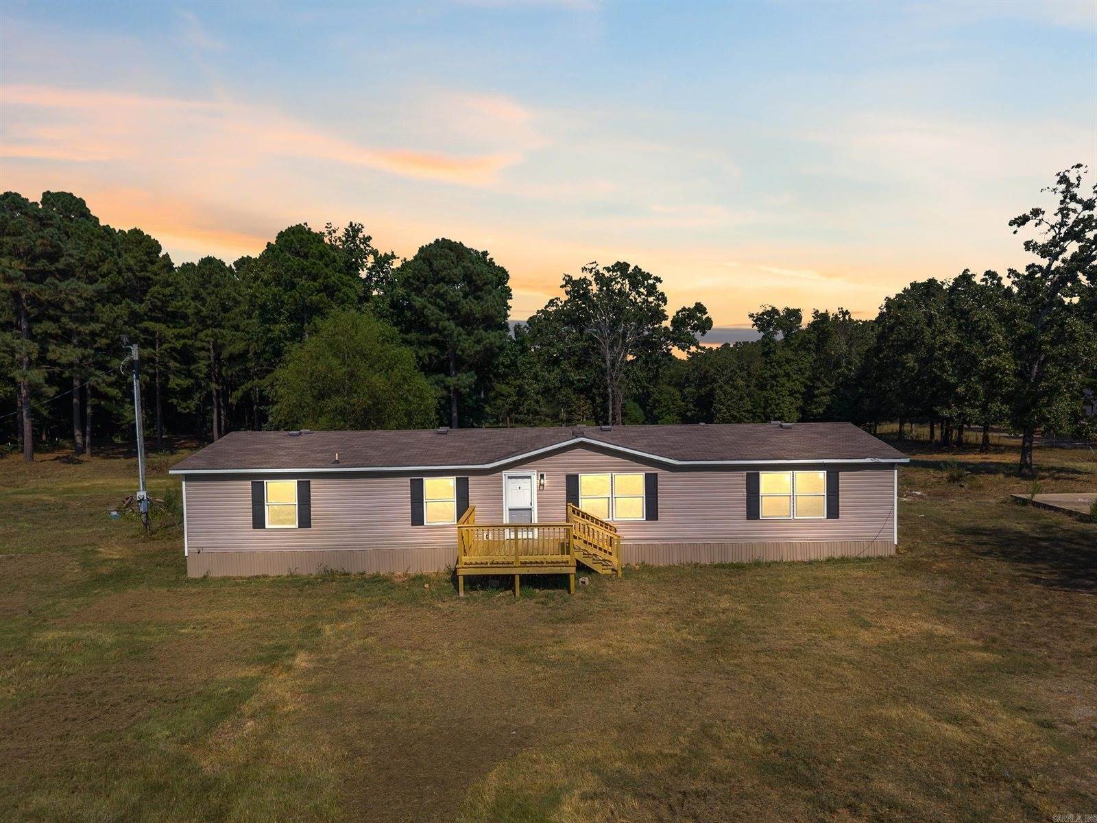 11 S Beryl Road, Jacksonville, AR 72076