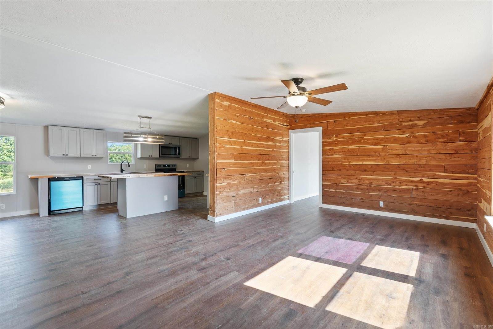 11 S Beryl Road, Jacksonville, AR 72076