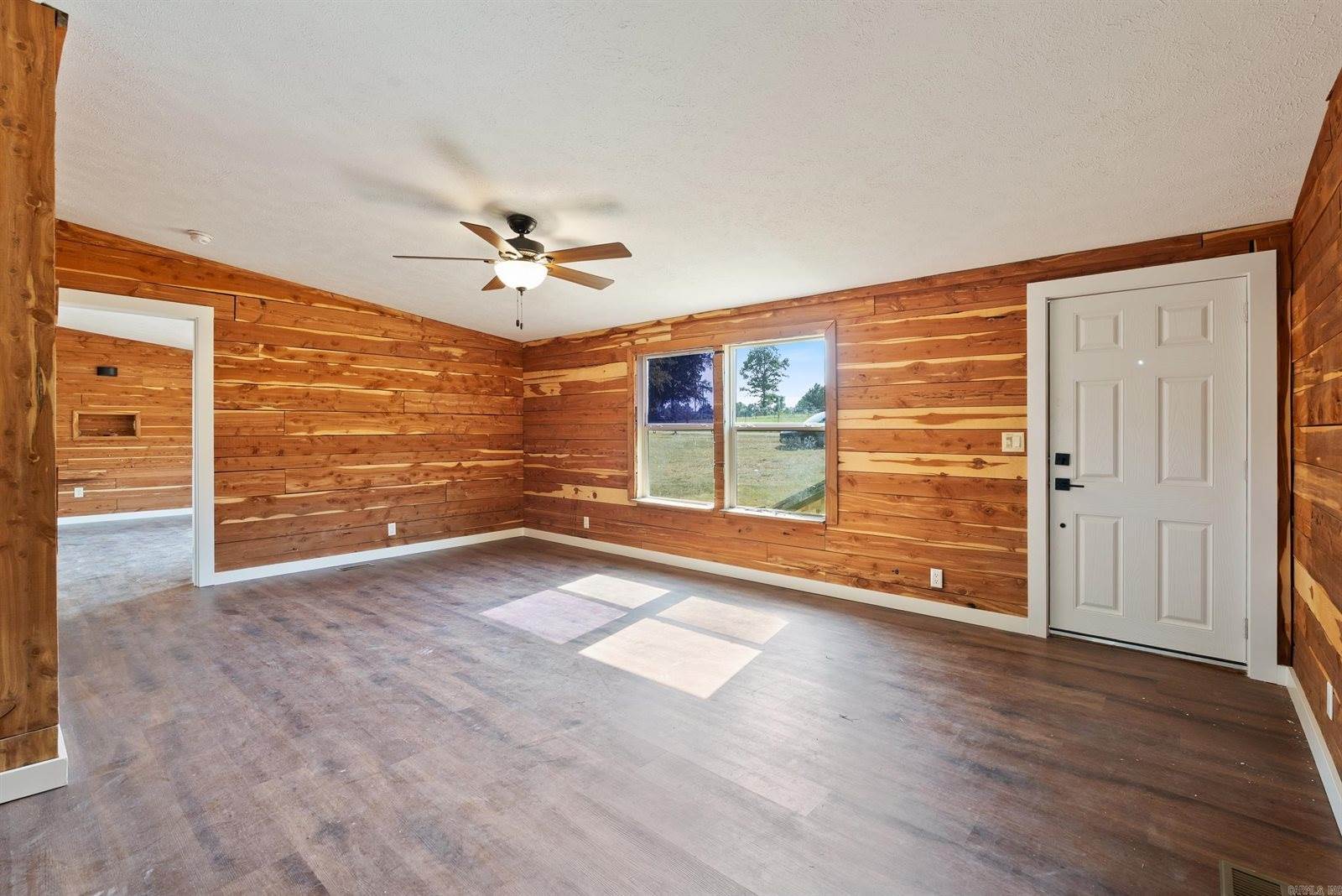 11 S Beryl Road, Jacksonville, AR 72076