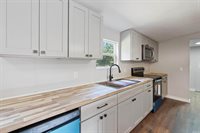 11 S Beryl Road, Jacksonville, AR 72076