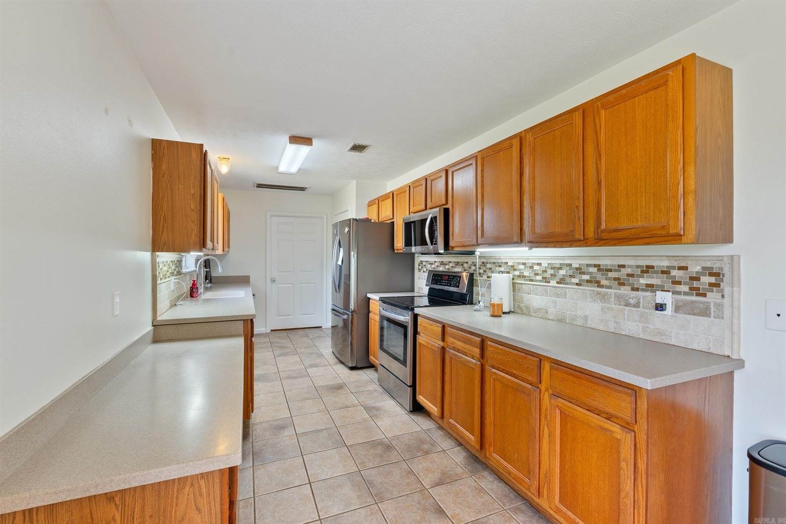 4 Hawk Drive, Vilonia, AR 72173