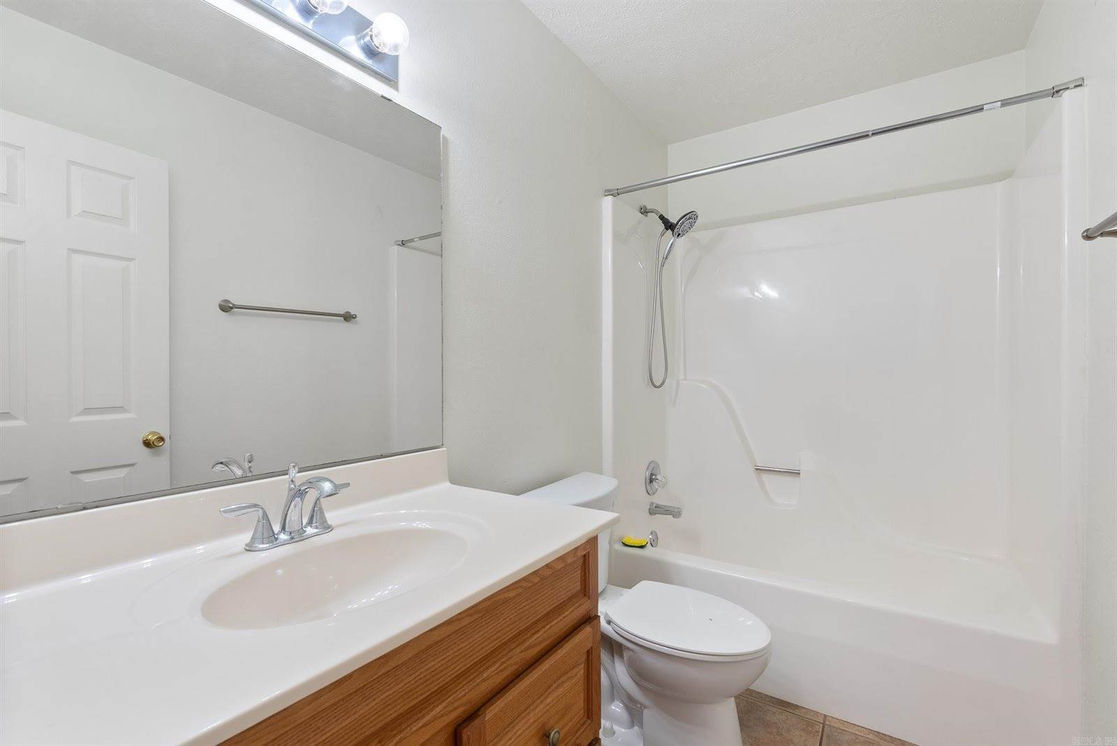 4 Hawk Drive, Vilonia, AR 72173