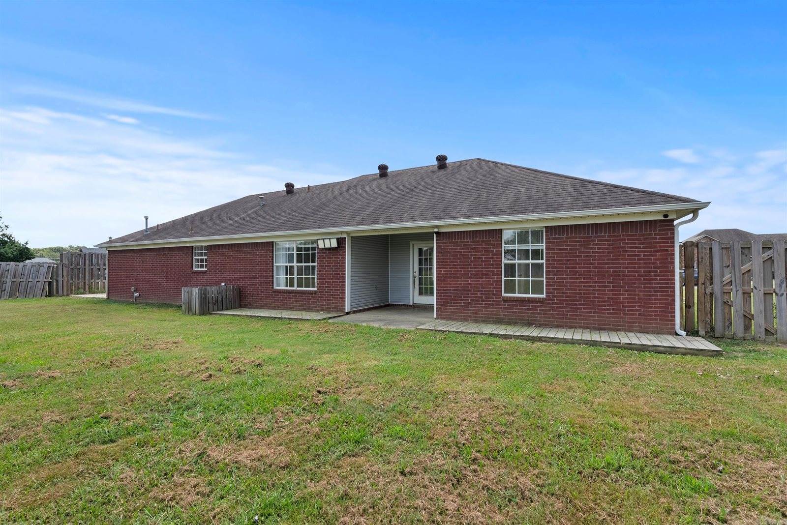4 Hawk Drive, Vilonia, AR 72173