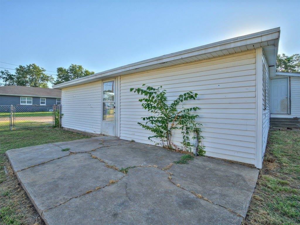1730 North Park Avenue, Shawnee, OK 74804
