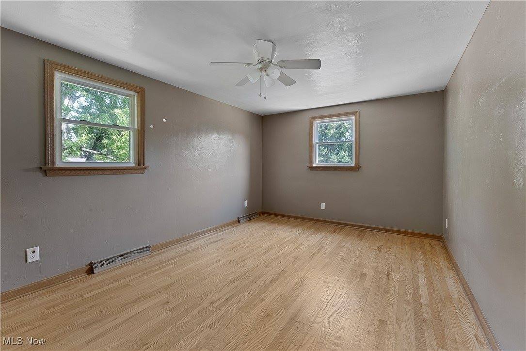 9897 Struthers Road, New Middletown, OH 44442