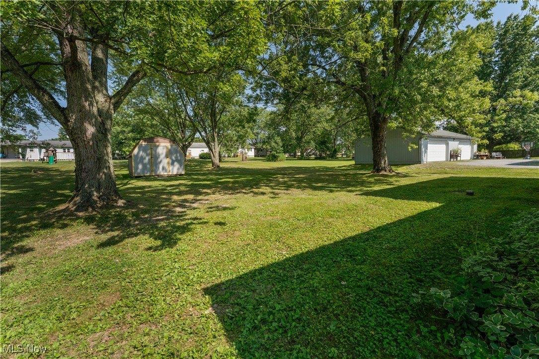 9897 Struthers Road, New Middletown, OH 44442