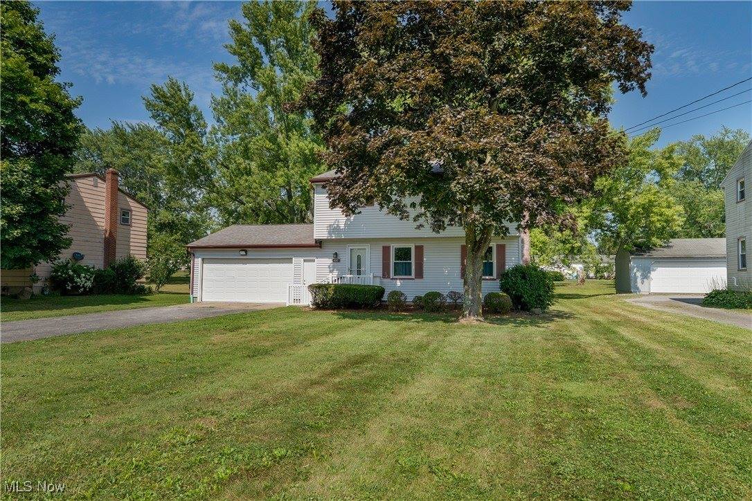 9897 Struthers Road, New Middletown, OH 44442