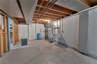 9897 Struthers Road, New Middletown, OH 44442