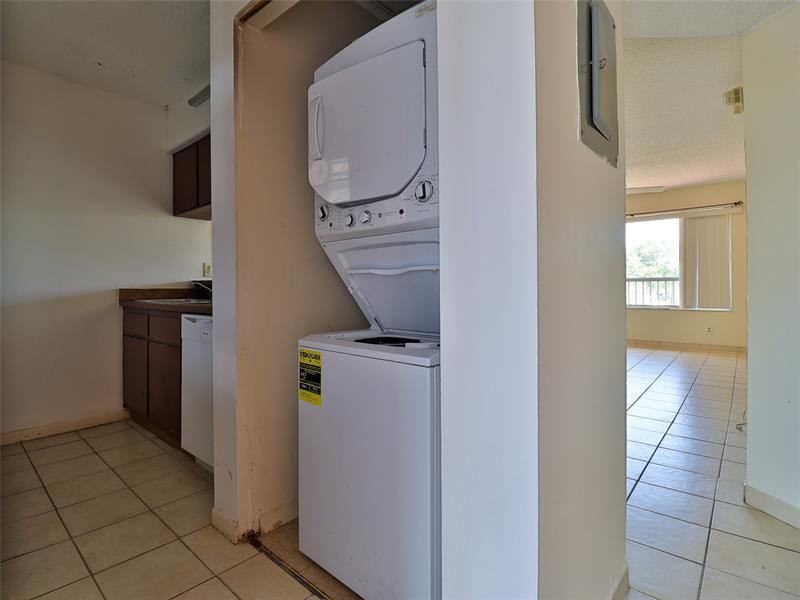 9930 Twin Lakes DR 7-L, #7-L, Coral Springs, FL 33071