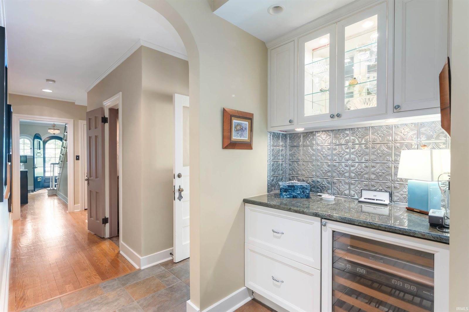 1004 N Meadow Lane, Muncie, IN 47304