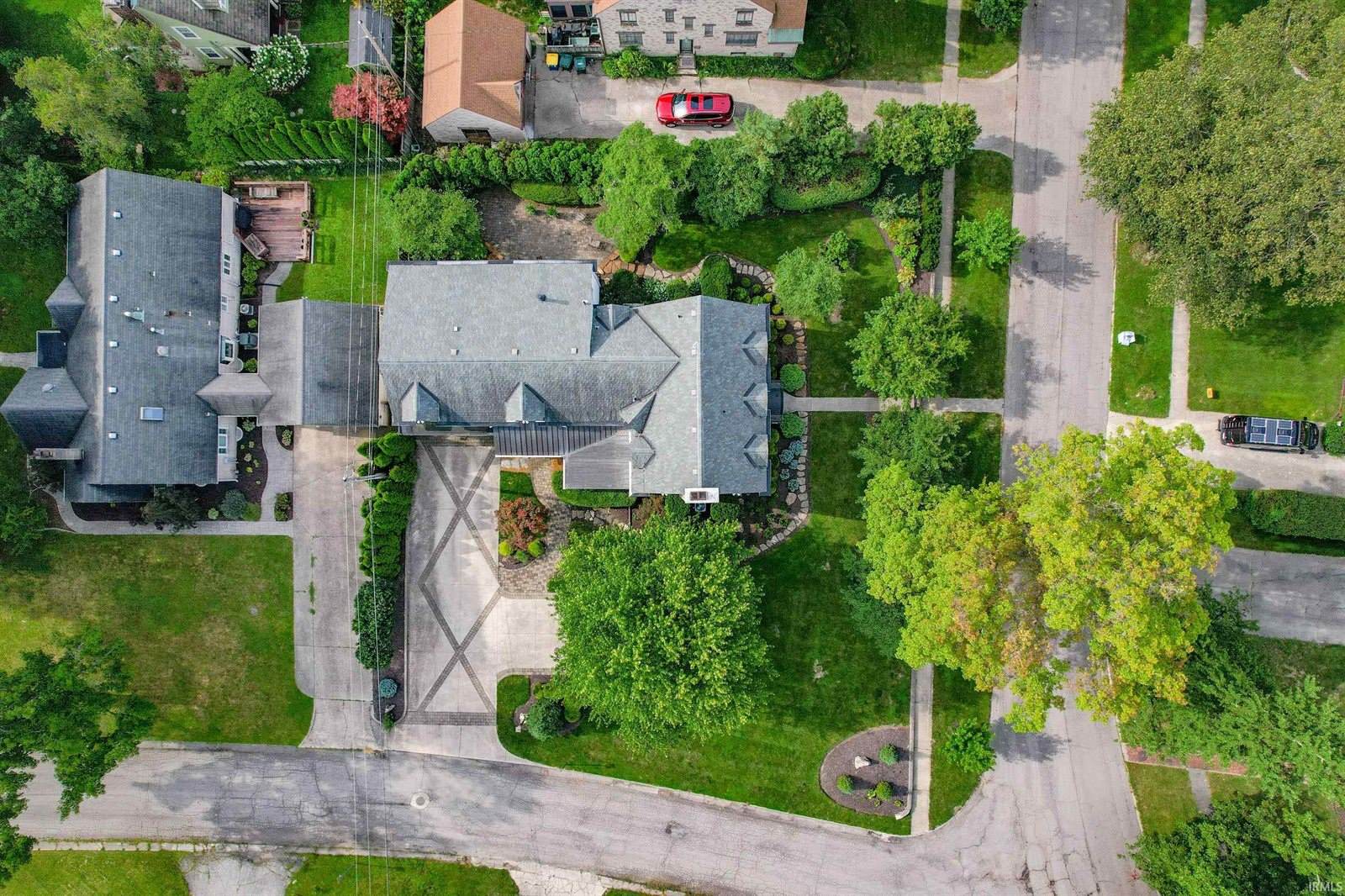 1004 N Meadow Lane, Muncie, IN 47304