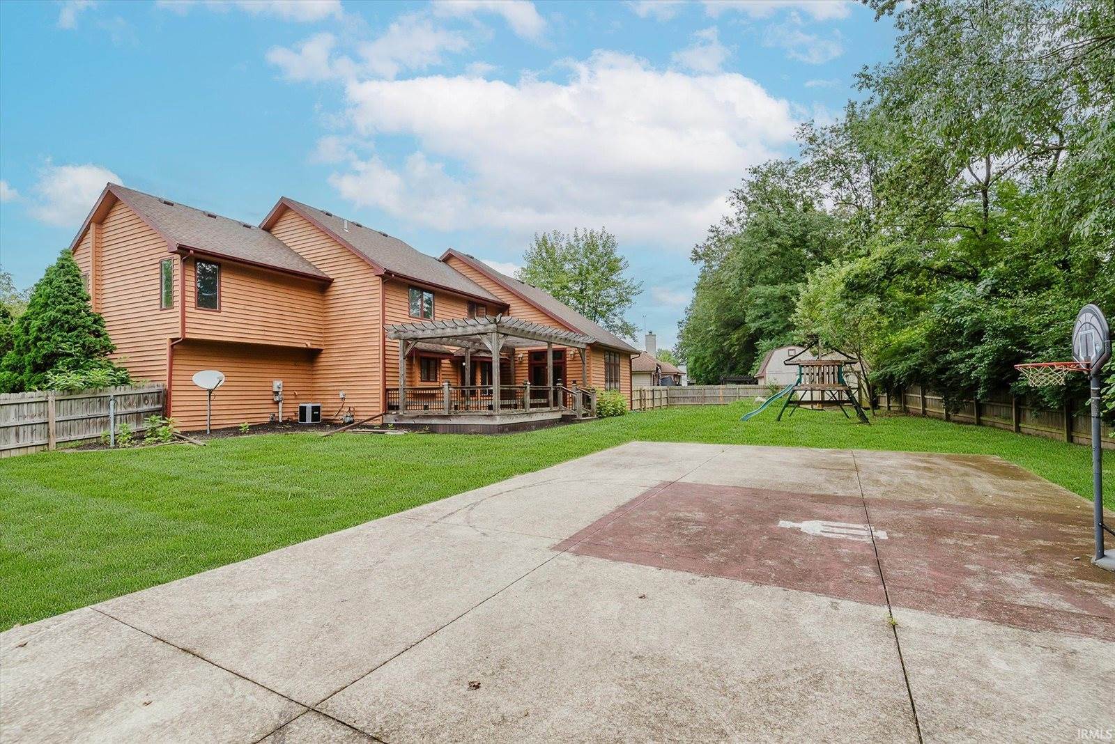 5205 W Tamarac Drive, Muncie, IN 47304