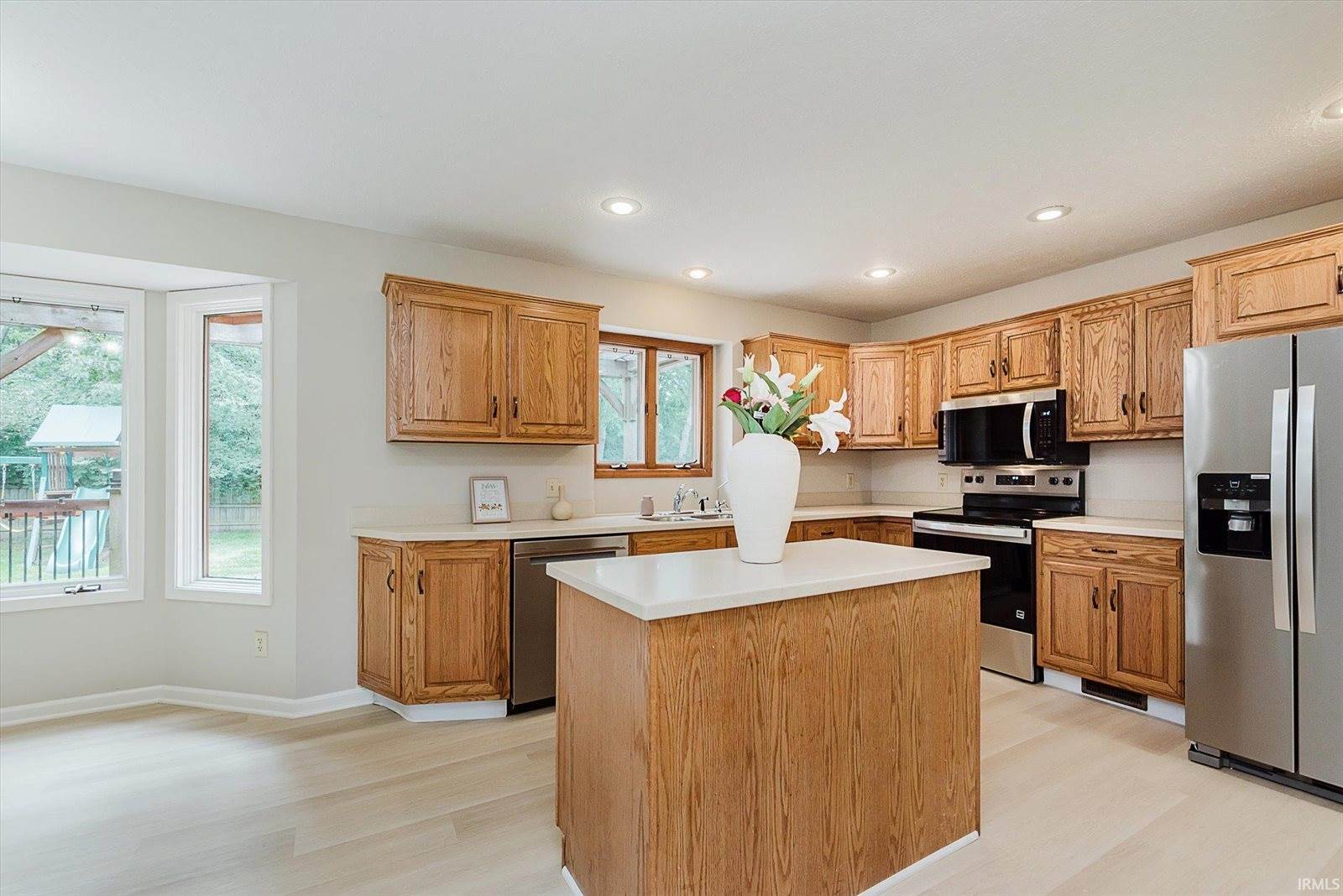 5205 W Tamarac Drive, Muncie, IN 47304