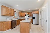 5205 W Tamarac Drive, Muncie, IN 47304