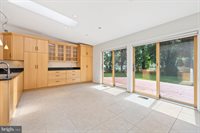 11900 Gainsborough Road, Potomac, MD 20854