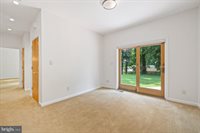 11900 Gainsborough Road, Potomac, MD 20854