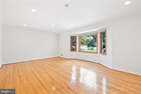 11900 Gainsborough Road, Potomac, MD 20854