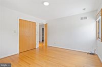 11900 Gainsborough Road, Potomac, MD 20854