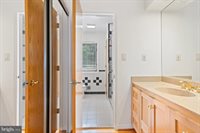 11900 Gainsborough Road, Potomac, MD 20854