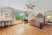 910 East 32nd Street, Bryan, TX 77803