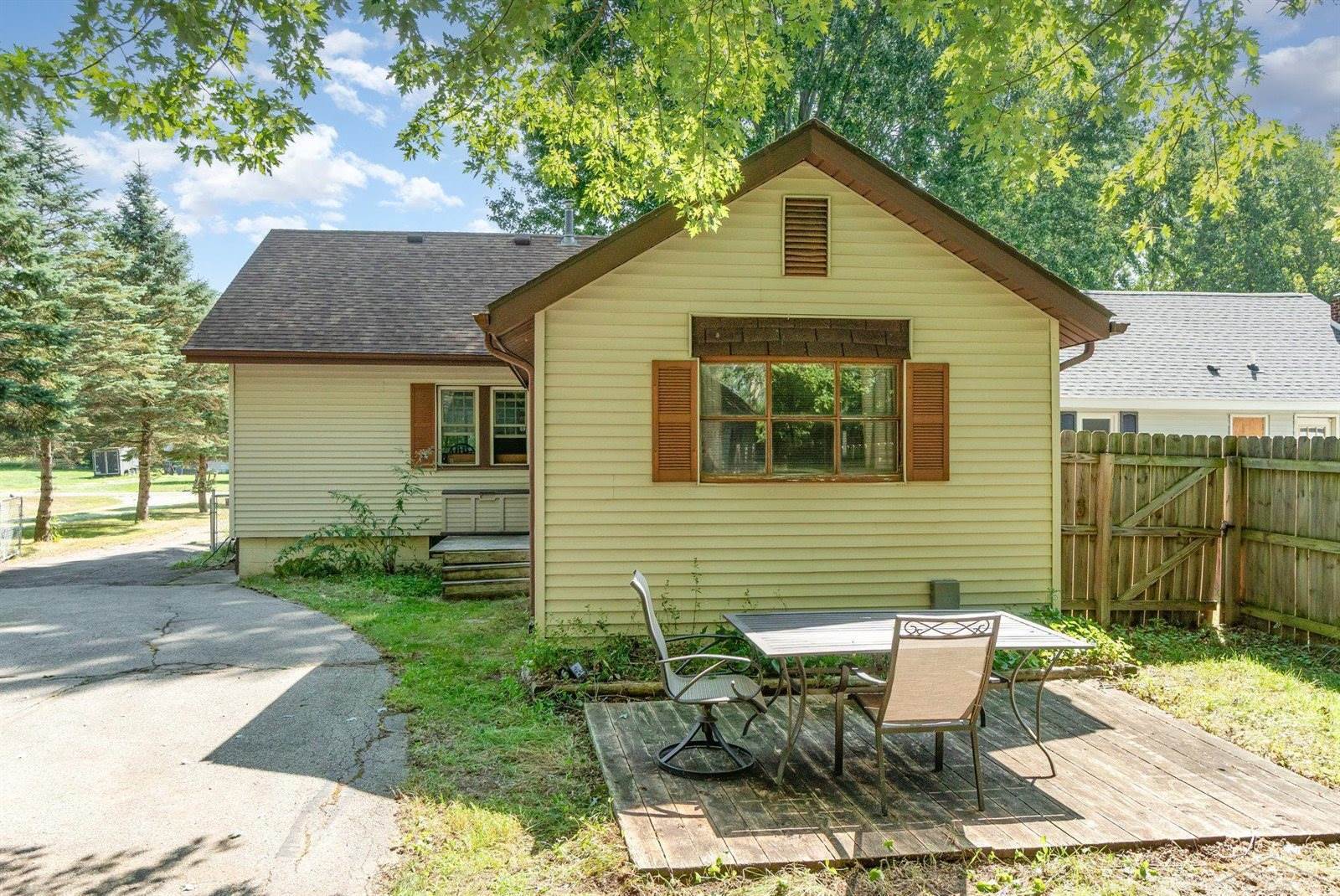 852 Lutzke Road, Saginaw, MI 48609