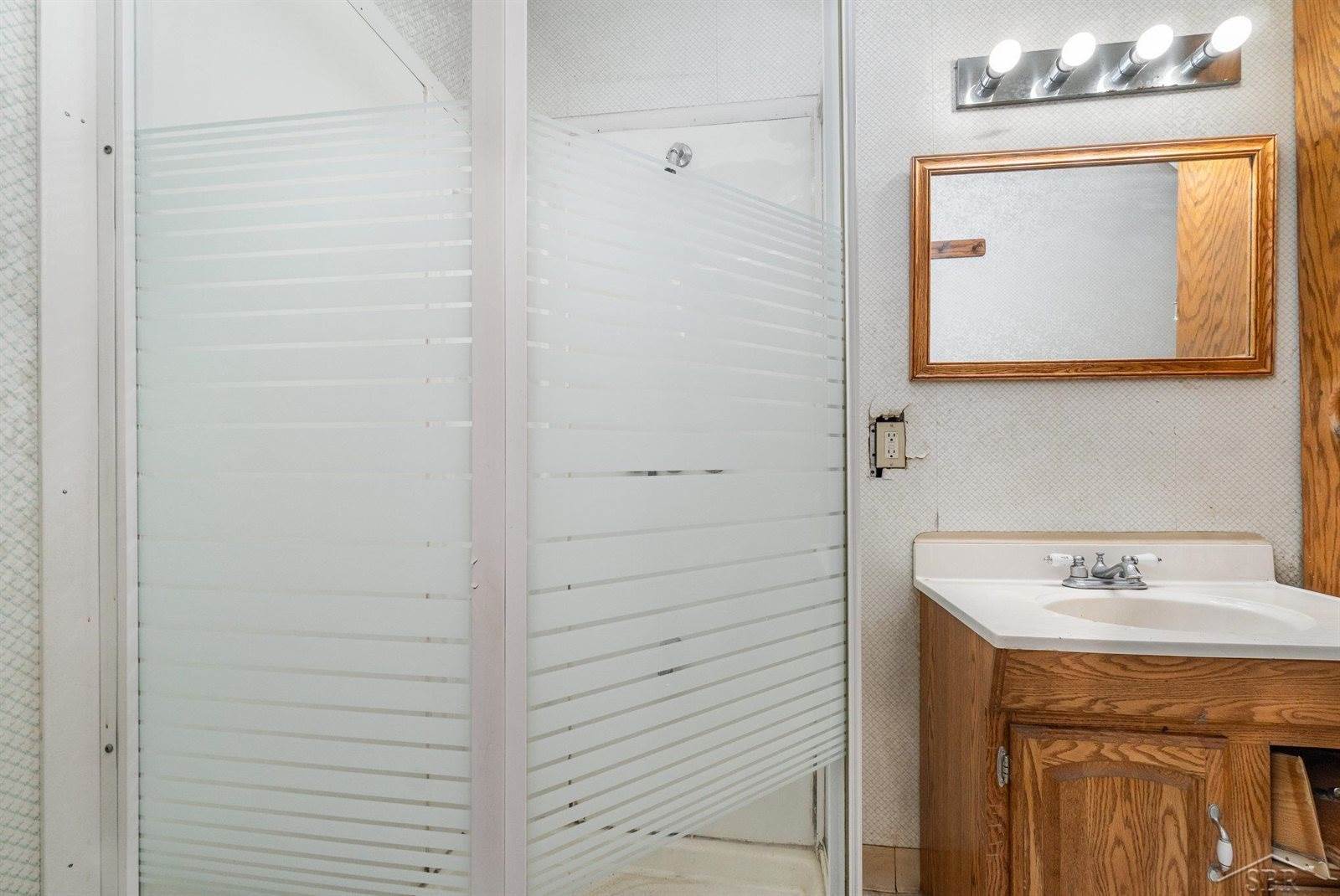 852 Lutzke Road, Saginaw, MI 48609