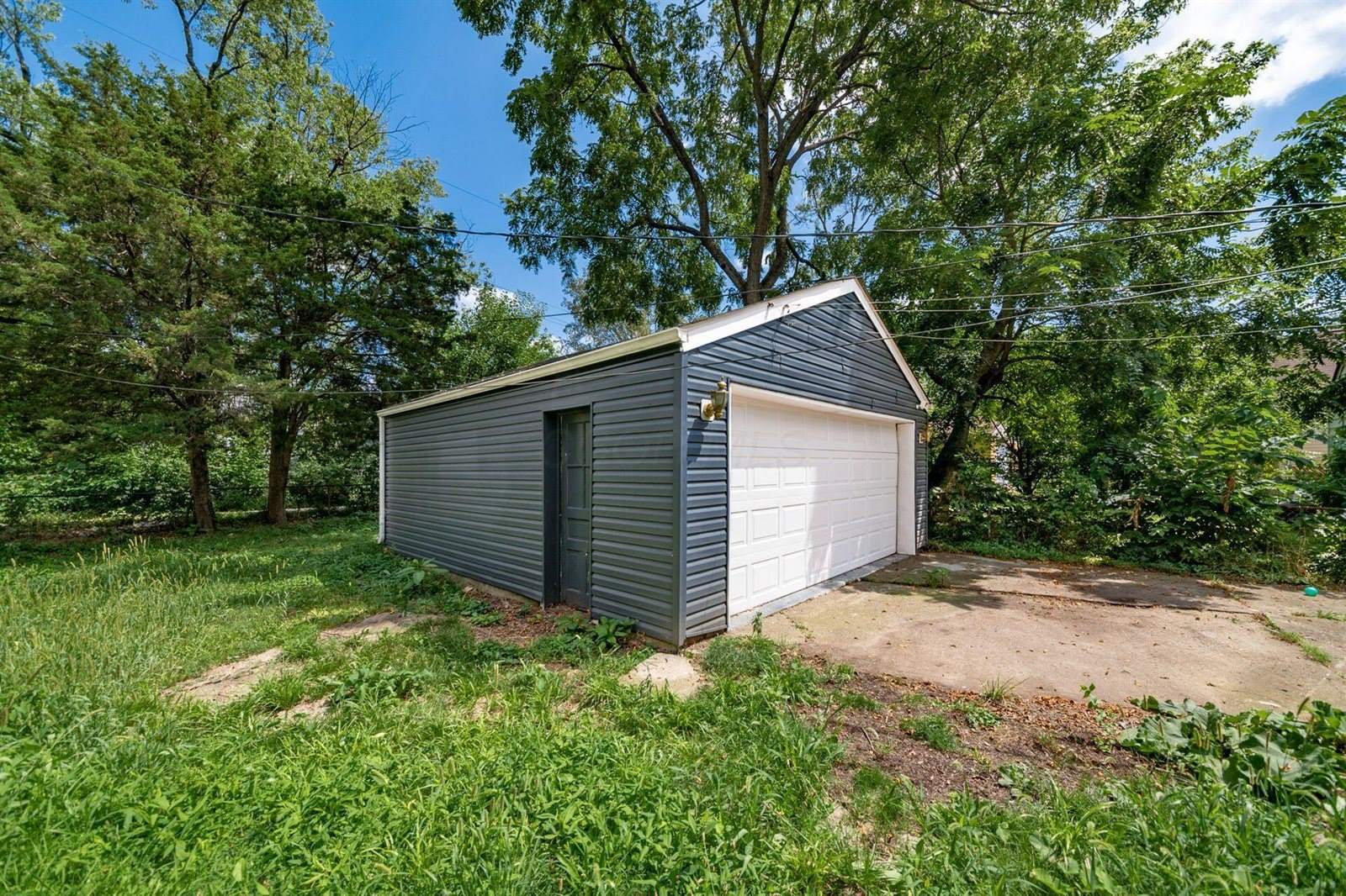 2210 Gerbert Road, Columbus, OH 43211