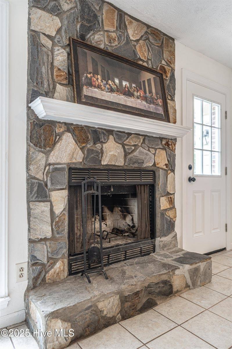 207 Whitechapel Lane, Raeford, NC 28376