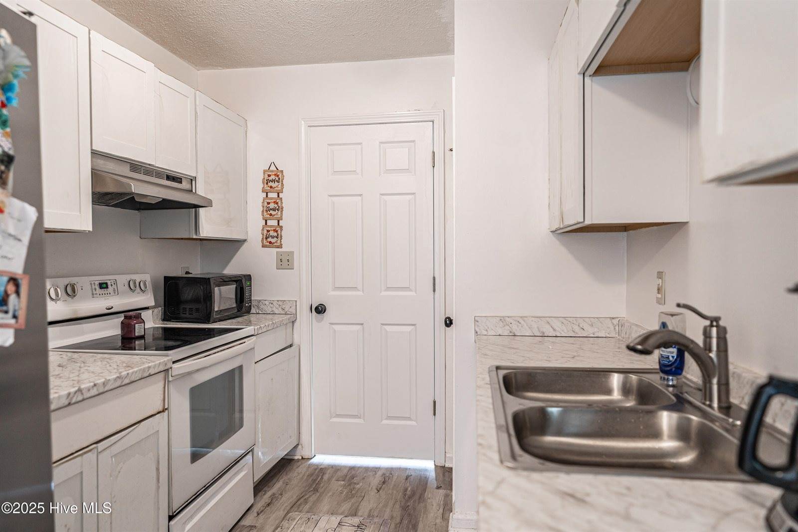 207 Whitechapel Lane, Raeford, NC 28376